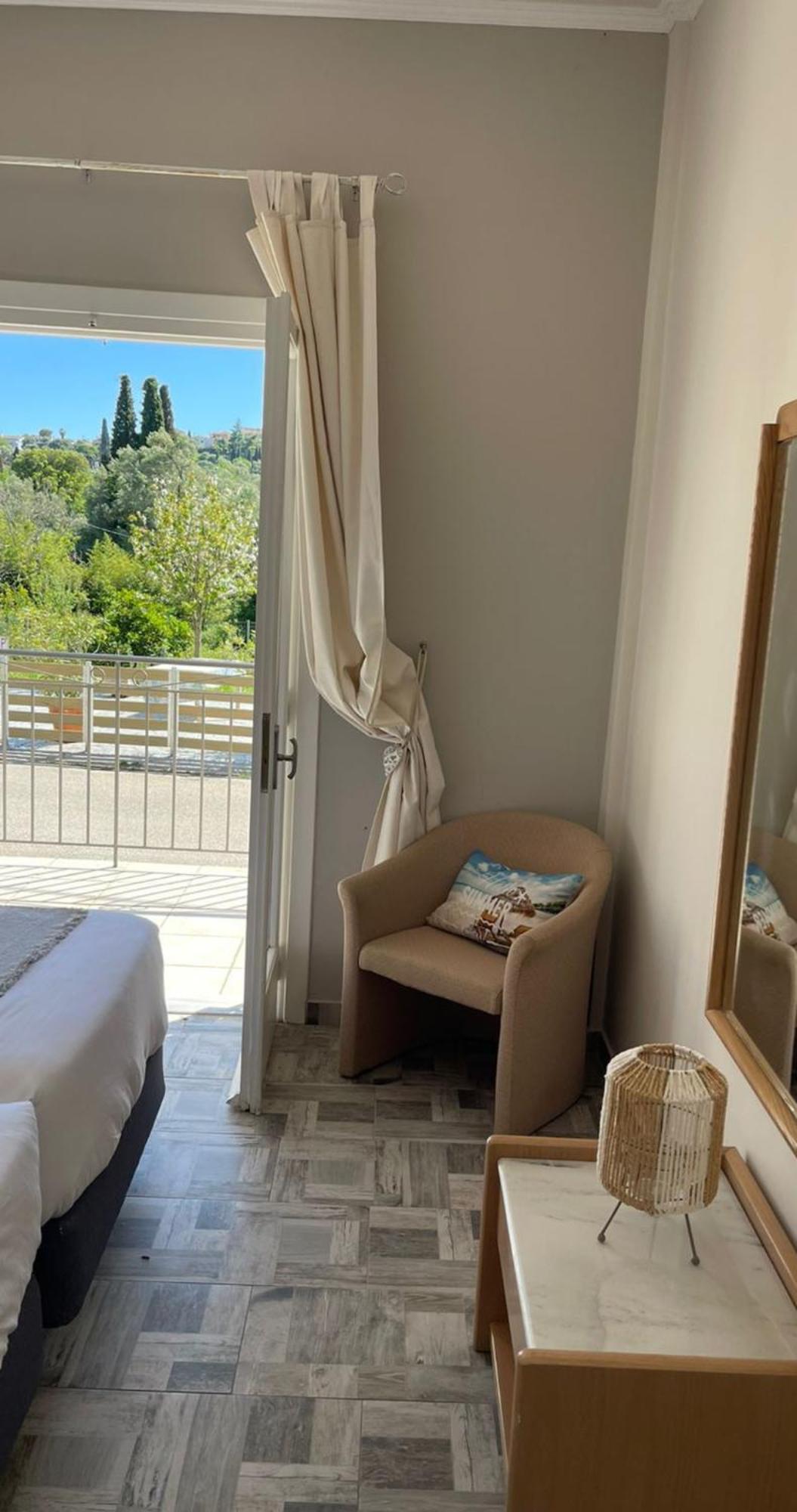 Georgia'S Apartments, Ipsos Corfu Εξωτερικό φωτογραφία