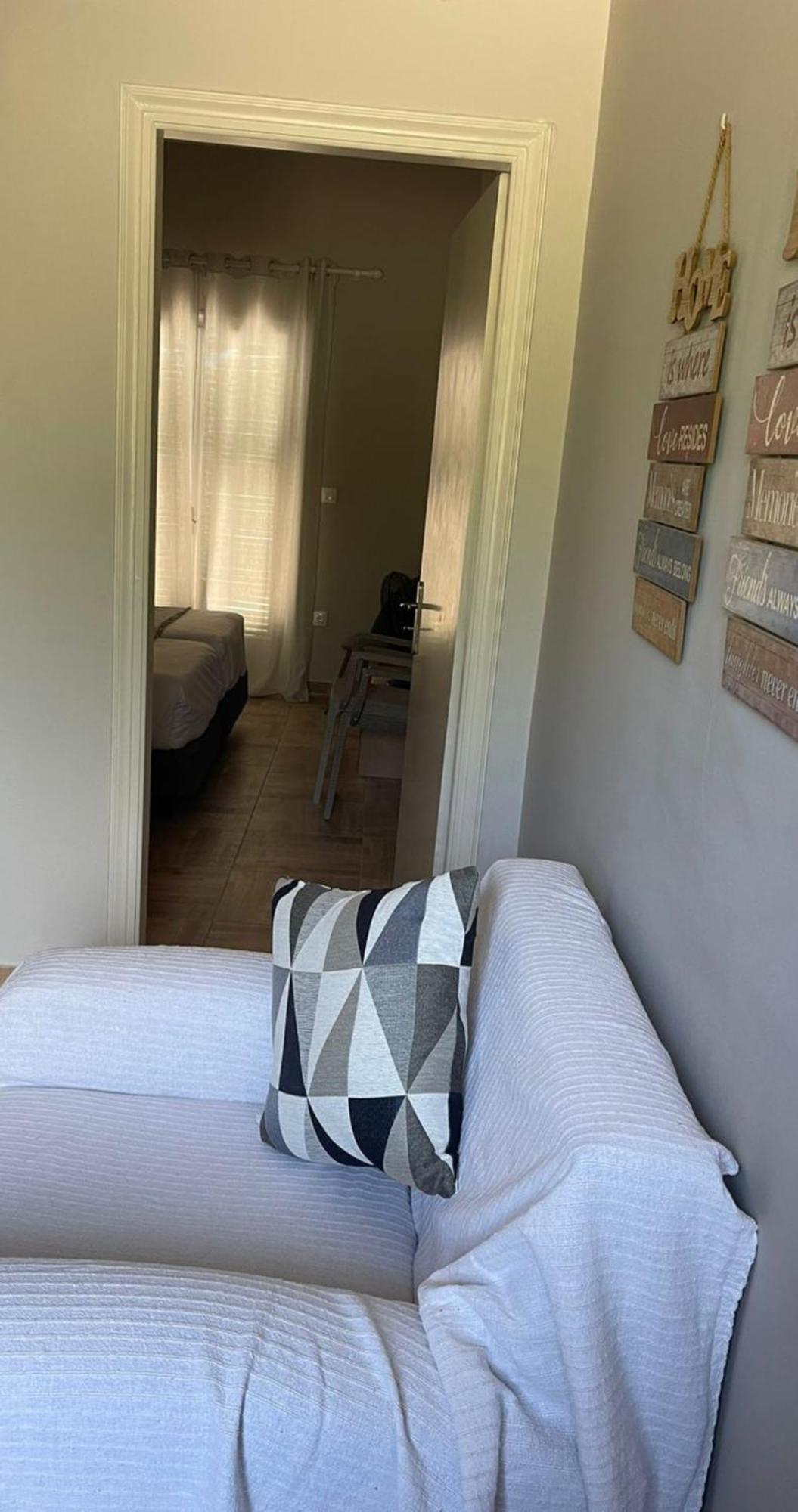 Georgia'S Apartments, Ipsos Corfu Εξωτερικό φωτογραφία